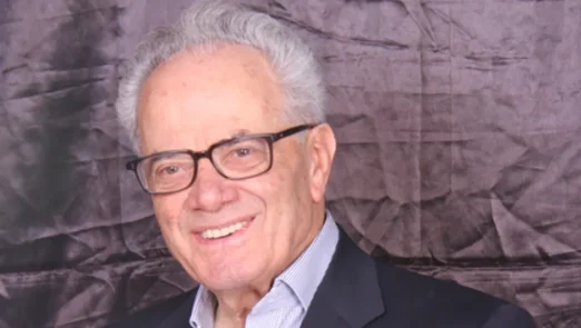 سید عباس موسوی رهپیما : صاحب شرکت فومن شیمی